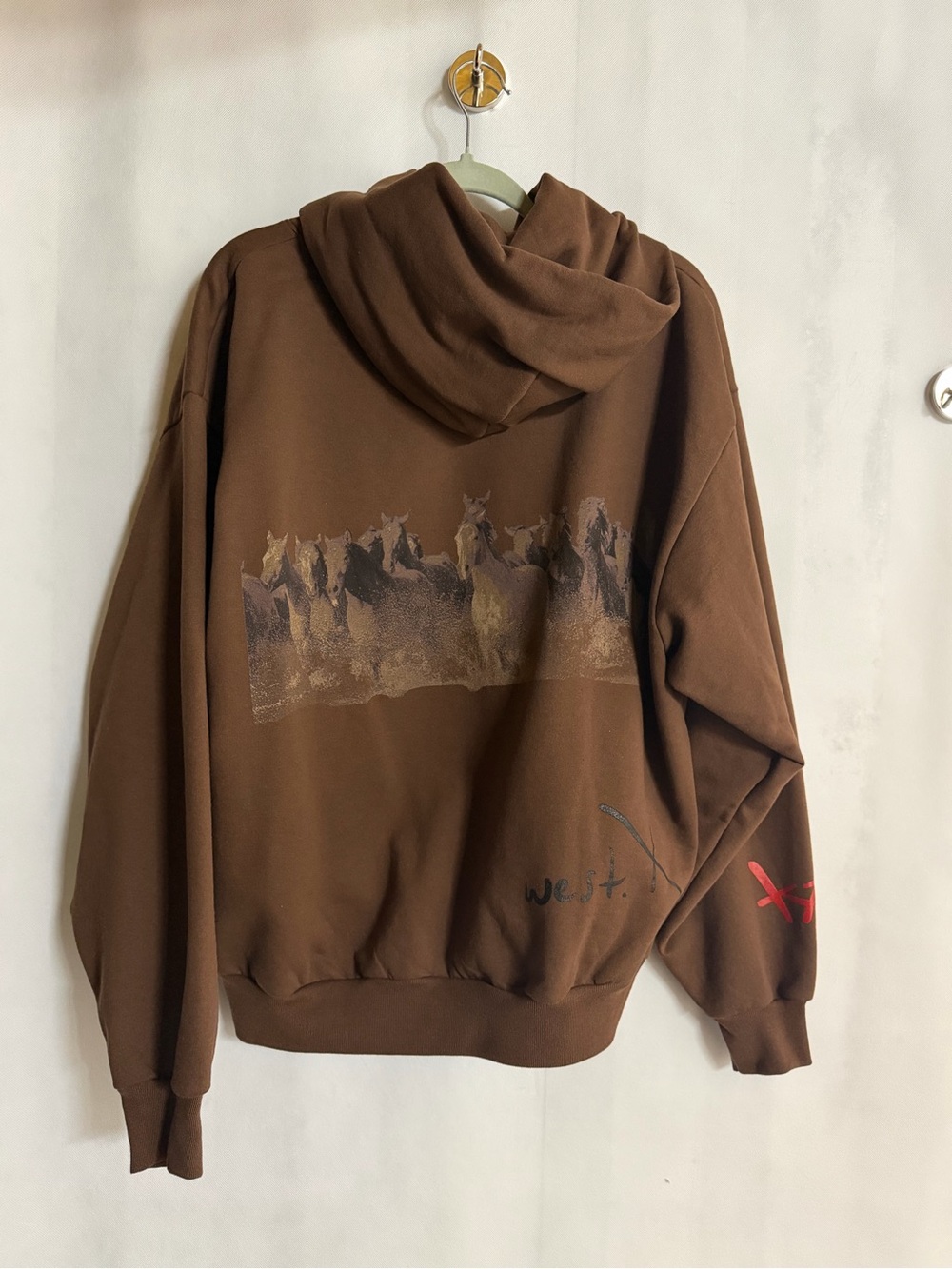 Darlin’ Horse Graphic Brown Hoodie Size Large NWT - Picture 4 of 7